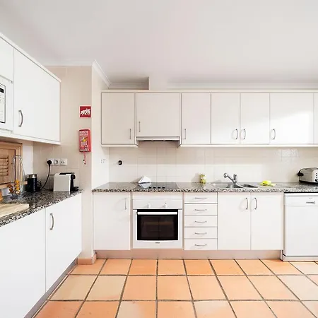 3 Bedroom In Gated Complex With Pool Vila Sol Apartment