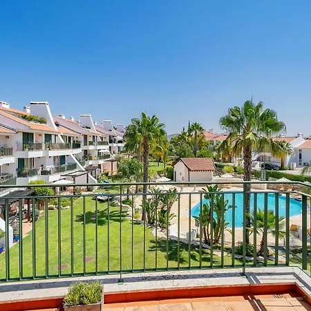3 Bedroom In Gated Complex With Pool Sol Appartement *