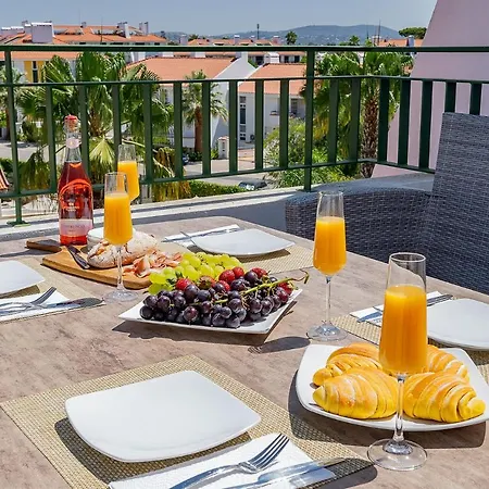 3 Bedroom In Gated Complex With Pool Sol Appartement *